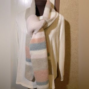 NWT beautiful scarf with multiple colors
